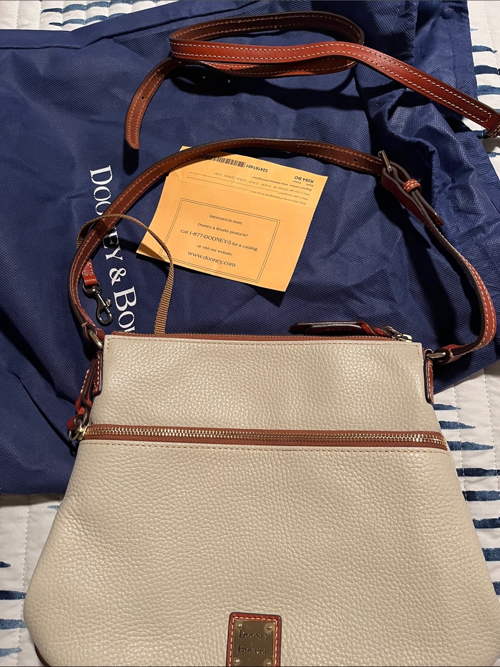 Dooney & Bourke Ivory and Tan Crossbody Bag - Picture 4 of 7